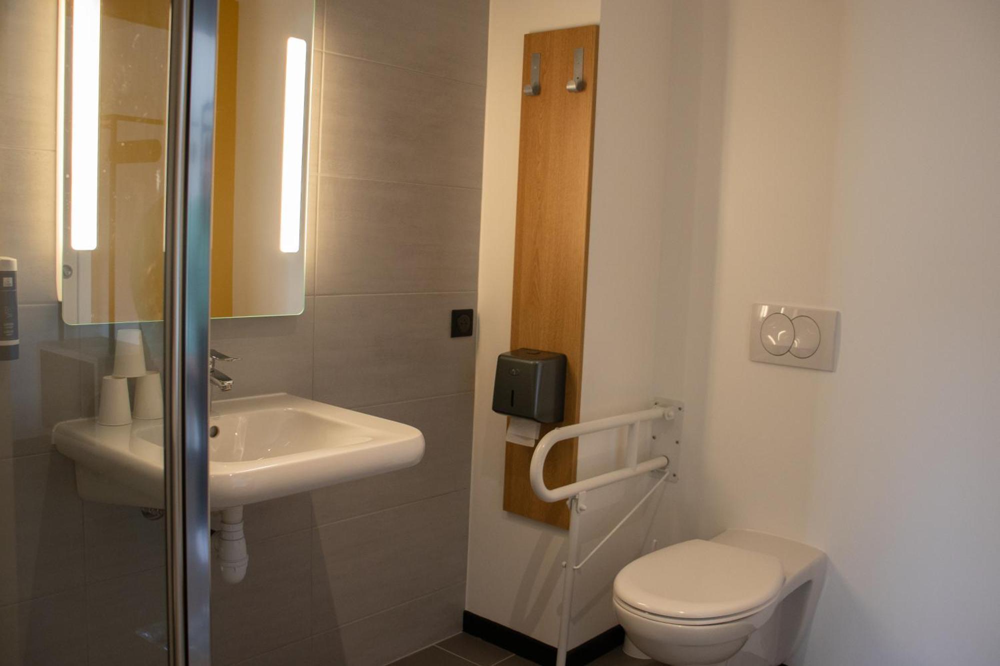 B&B Hotel Le Puy-En-Velay Vals-pres-le-Puy Экстерьер фото